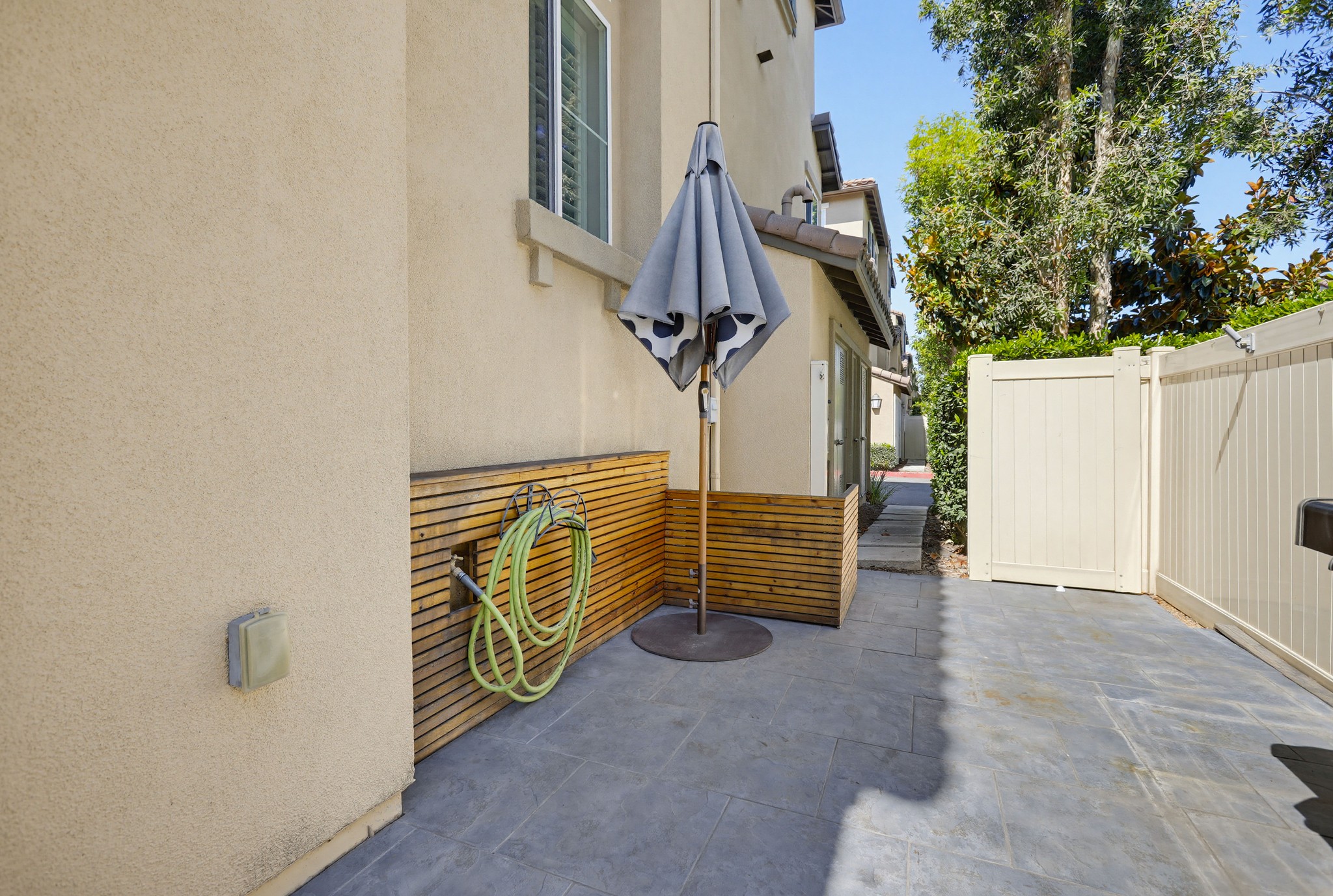 Virtual tour photo 63 of 106 for 392 W Linden Dr