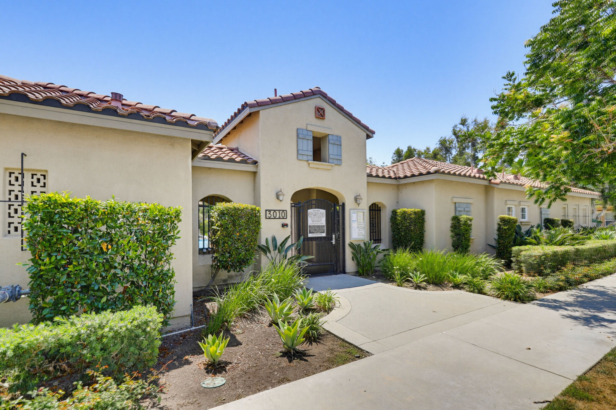 Virtual tour photo 69 of 106 for 392 W Linden Dr