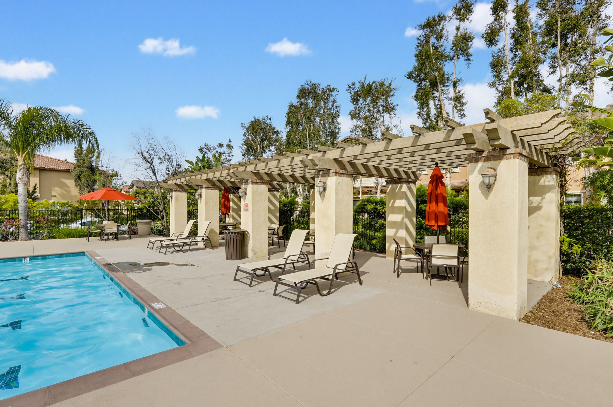 Virtual tour photo 72 of 106 for 392 W Linden Dr