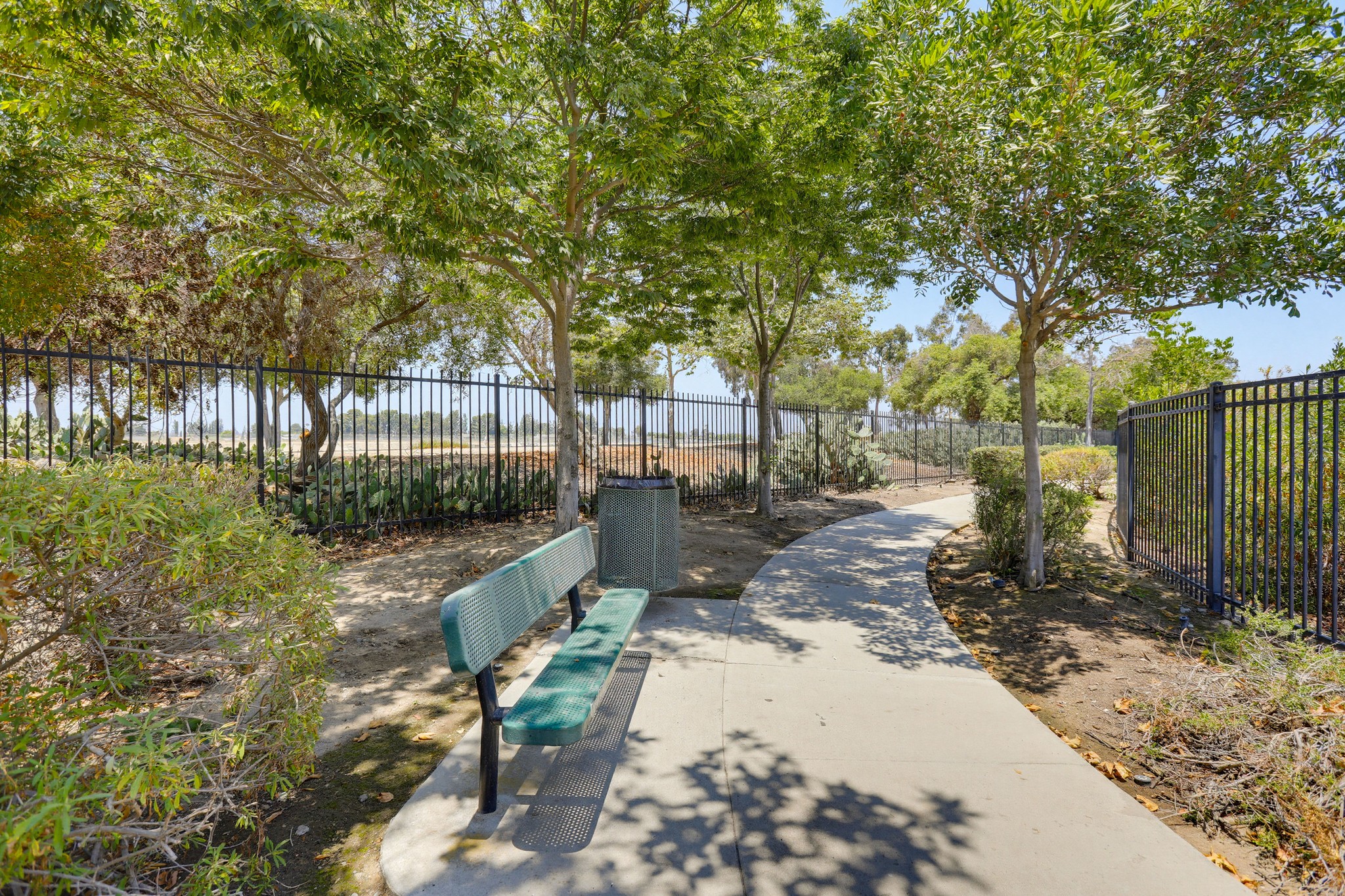 Virtual tour photo 76 of 106 for 392 W Linden Dr
