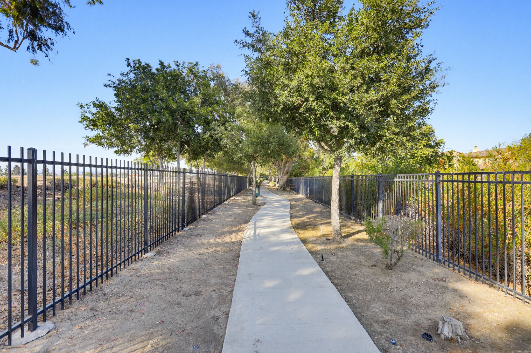 Virtual tour photo 84 of 106 for 392 W Linden Dr