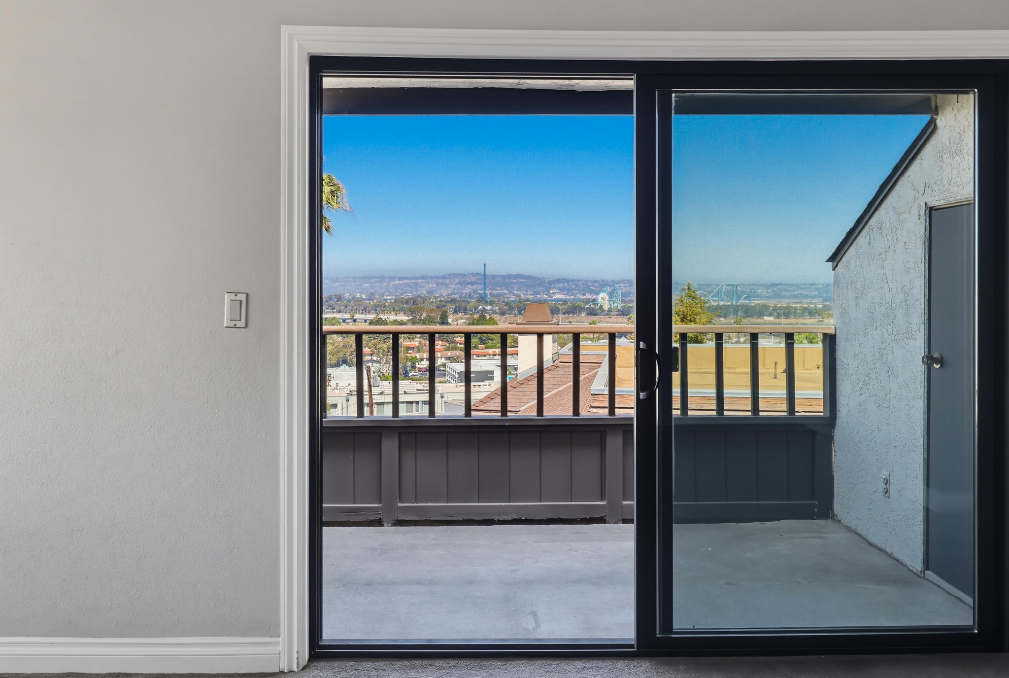 Virtual tour photo 9 of 44 for 3921 Leland St