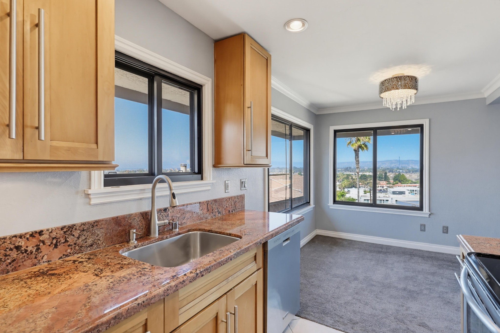 Virtual tour photo 17 of 44 for 3921 Leland St