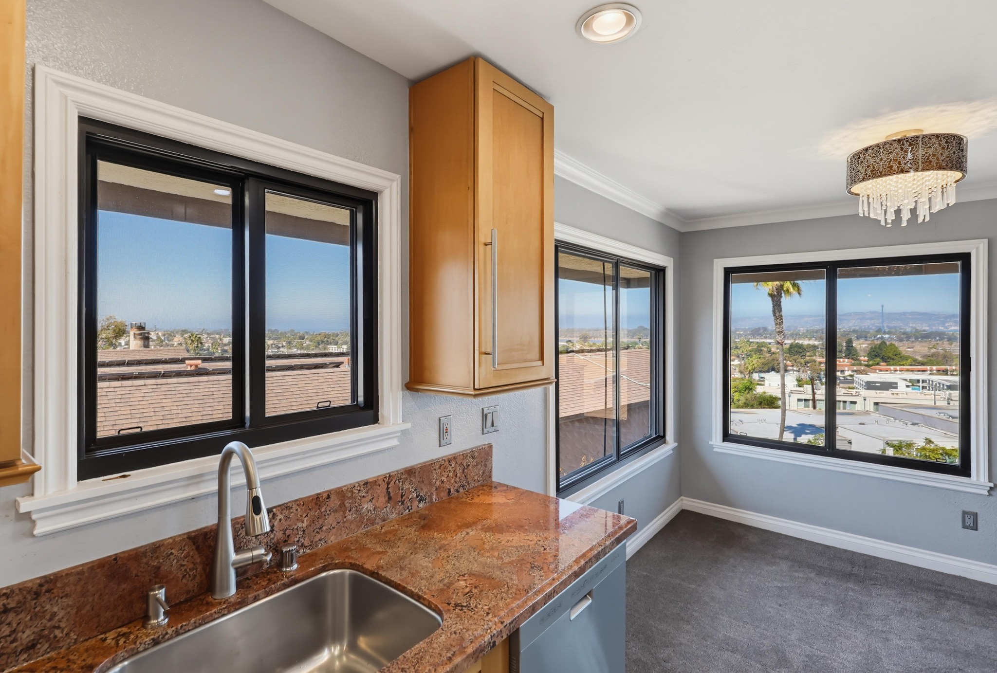 Virtual tour photo 20 of 44 for 3921 Leland St