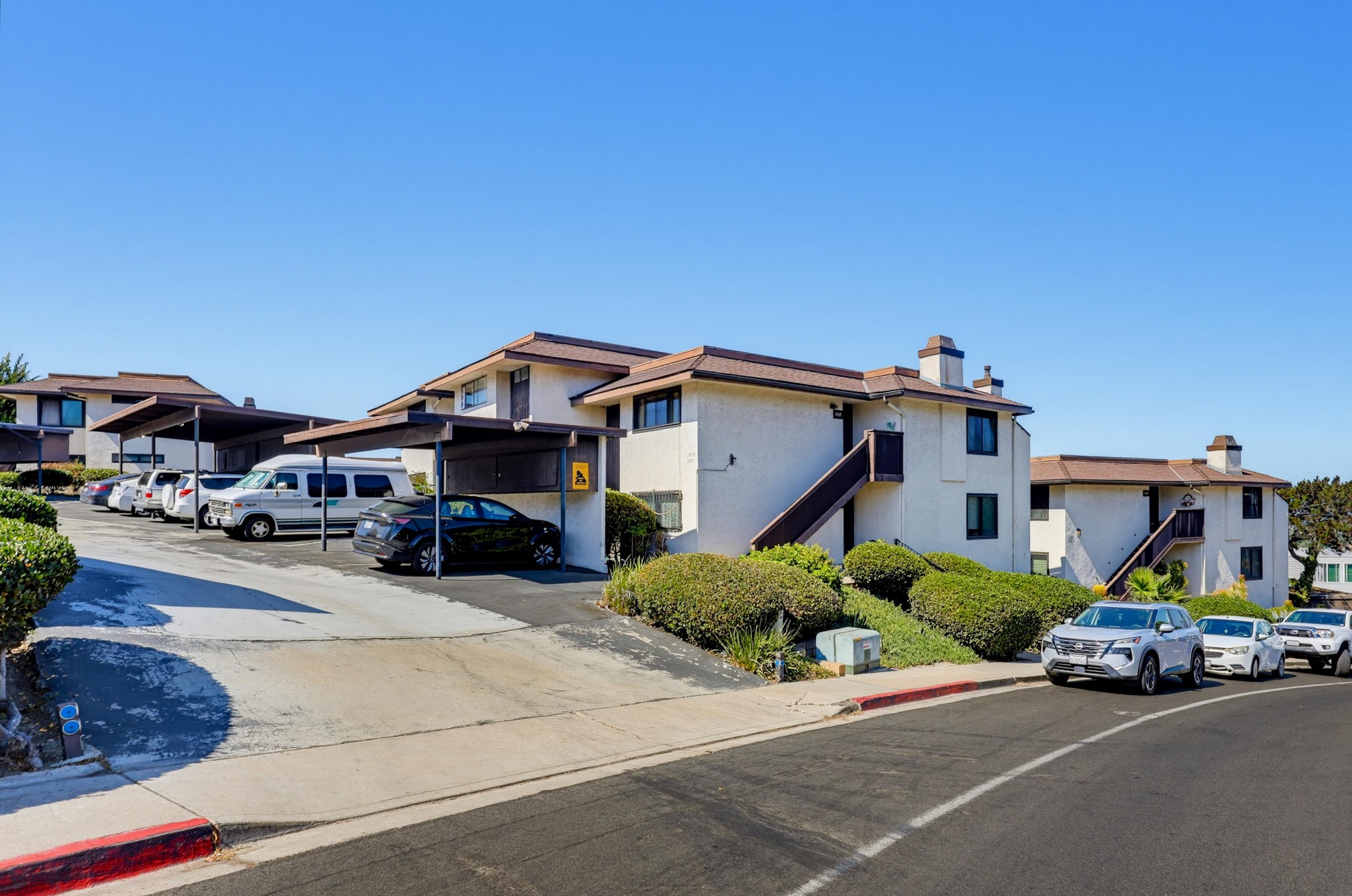 Virtual tour photo 43 of 44 for 3921 Leland St