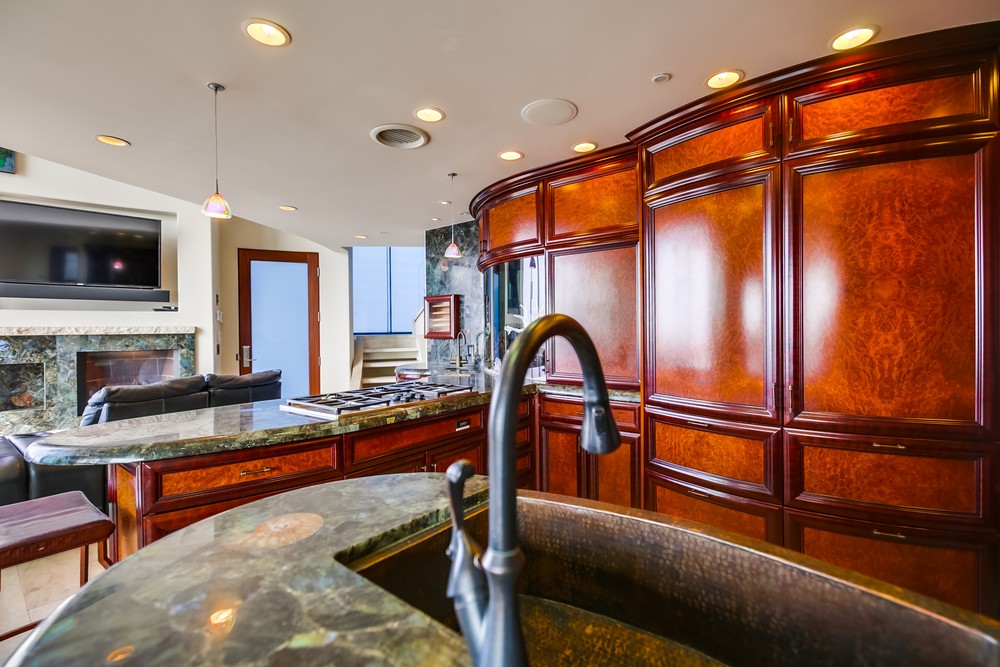 Virtual tour photo 16 of 61 for 3921 Ocean Front Walk