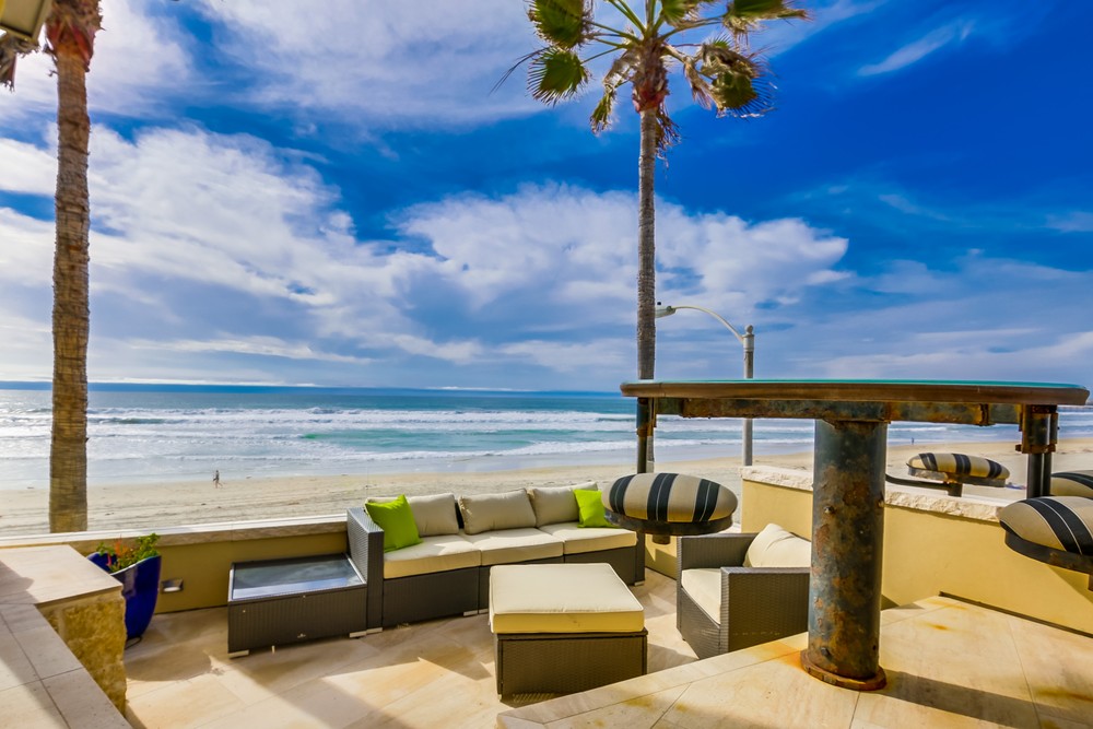 Virtual tour photo 48 of 61 for 3921 Ocean Front Walk