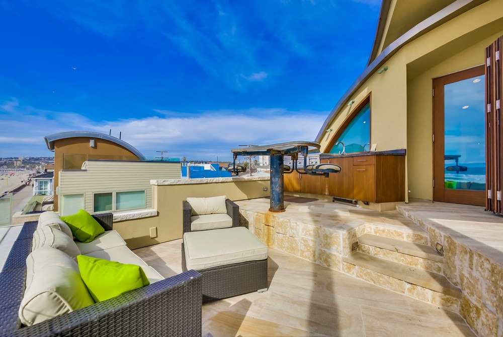 Virtual tour photo 50 of 61 for 3921 Ocean Front Walk
