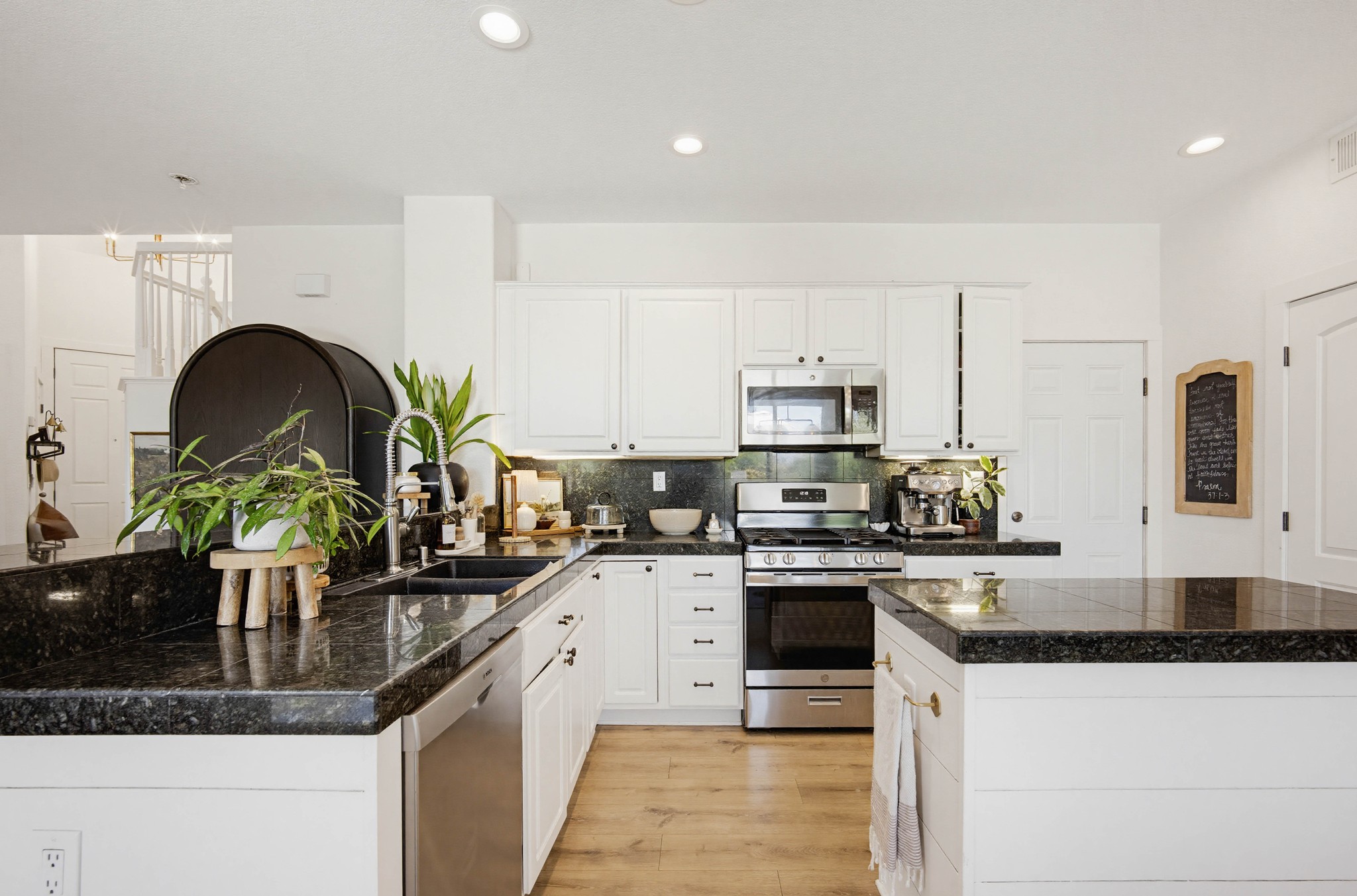 Virtual tour photo 19 of 69 for 39237 Seraphina Rd
