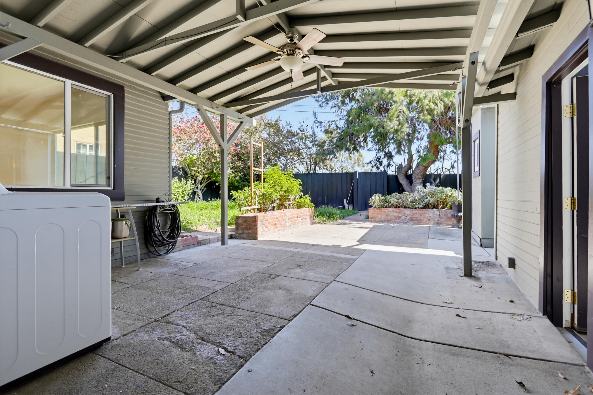Virtual tour photo 24 of 33 for 3927 Bancroft St