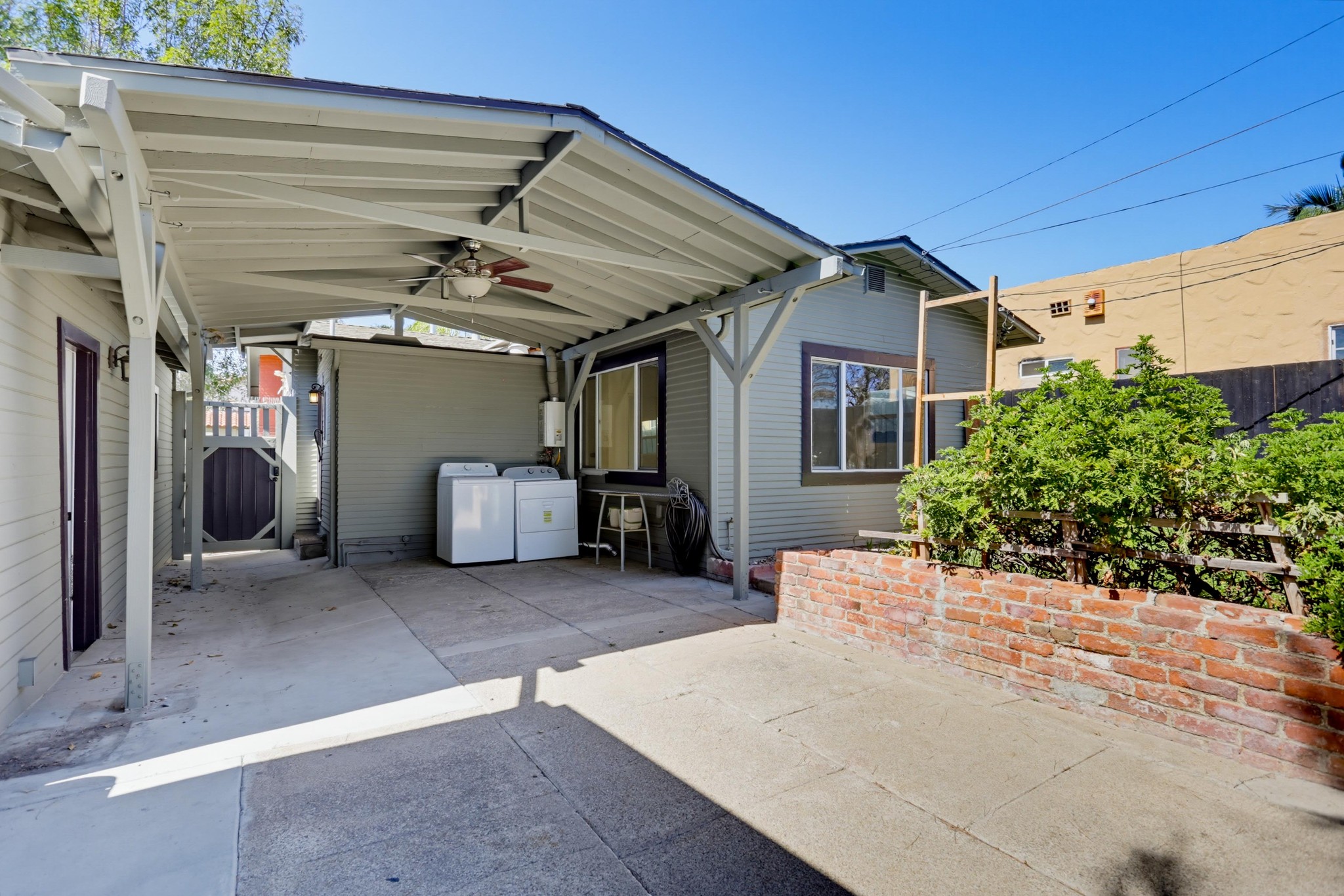 Virtual tour photo 25 of 33 for 3927 Bancroft St