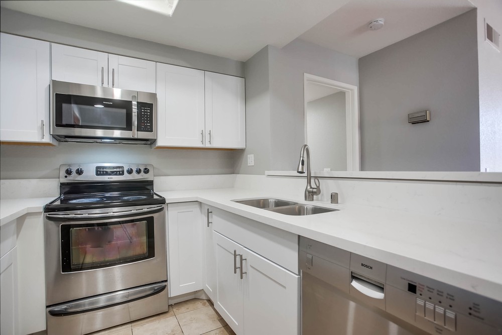 Virtual tour photo 10 of 33 for 3929 Nobel Dr UNIT 90