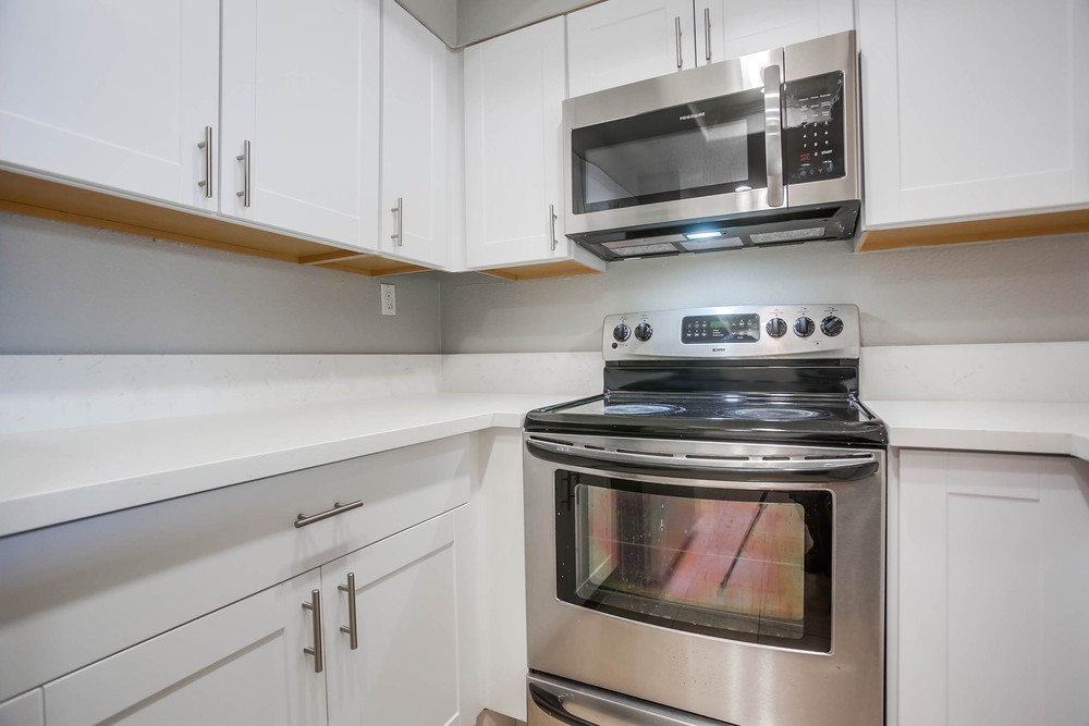 Virtual tour photo 11 of 33 for 3929 Nobel Dr UNIT 90