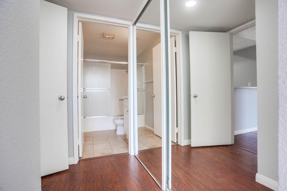 Virtual tour photo 20 of 33 for 3929 Nobel Dr UNIT 90