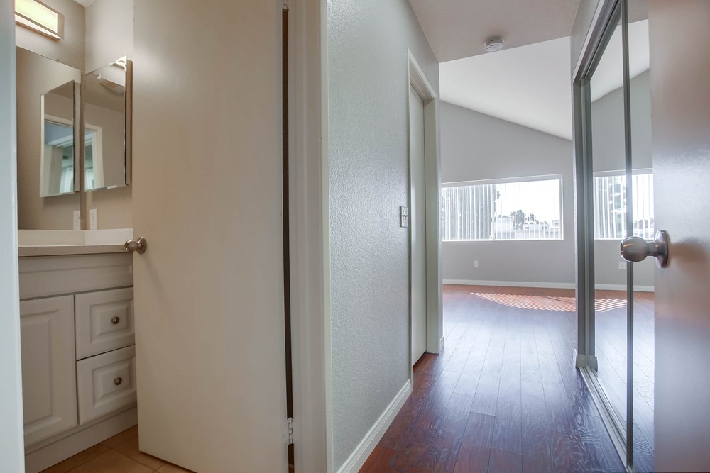 Virtual tour photo 22 of 33 for 3929 Nobel Dr UNIT 90