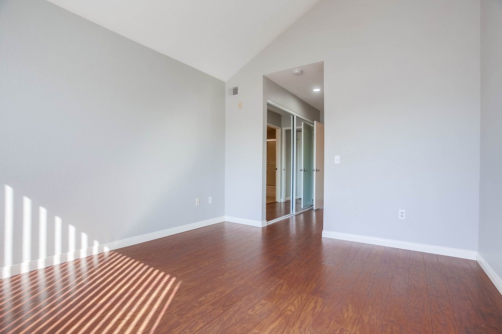 Virtual tour photo 25 of 33 for 3929 Nobel Dr UNIT 90