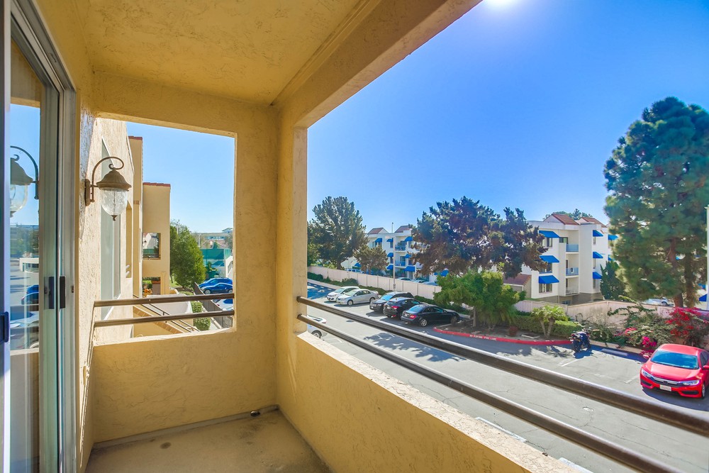 Virtual tour photo 30 of 33 for 3929 Nobel Dr UNIT 90