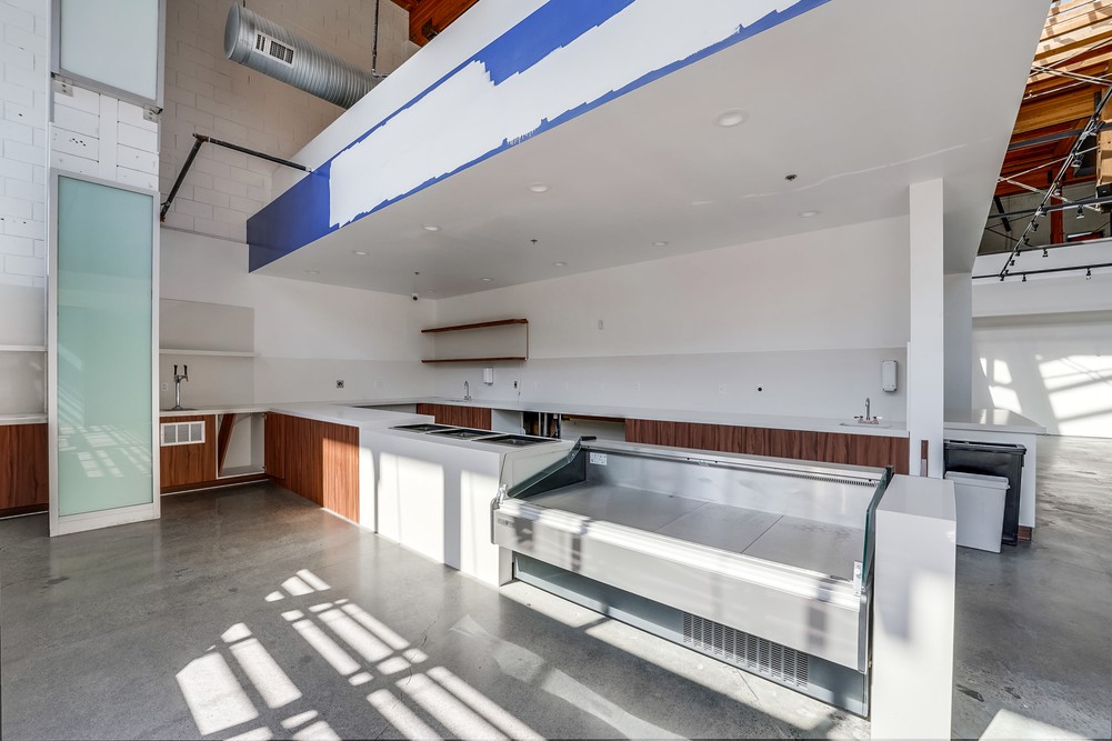 Virtual tour photo 13 of 46 for 3930 Fifth Ave