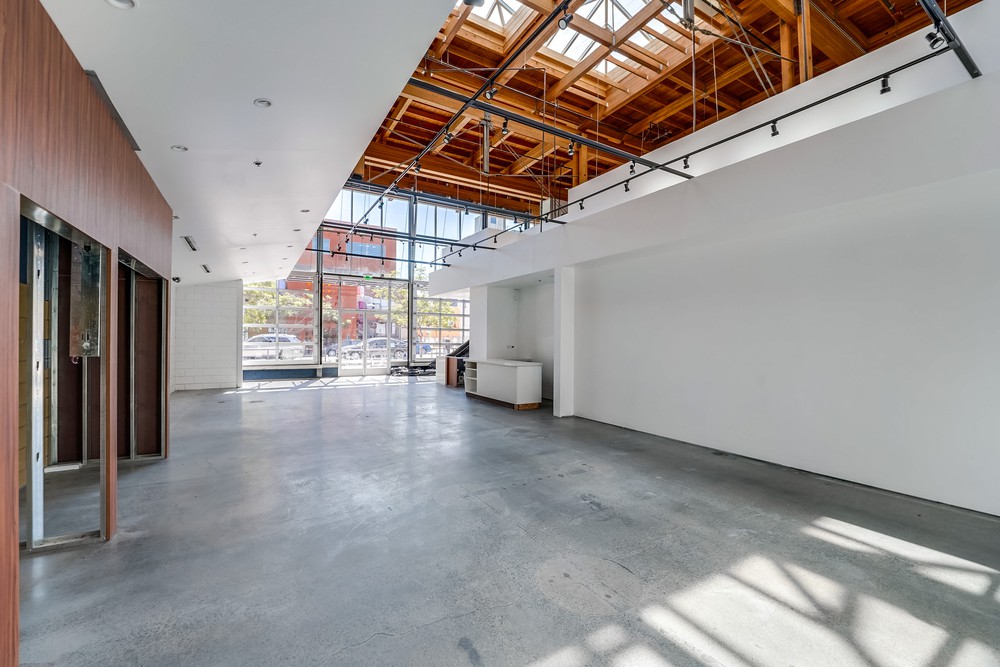 Virtual tour photo 17 of 46 for 3930 Fifth Ave