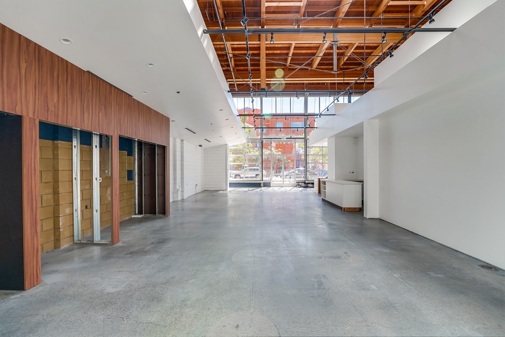Virtual tour photo 18 of 46 for 3930 Fifth Ave