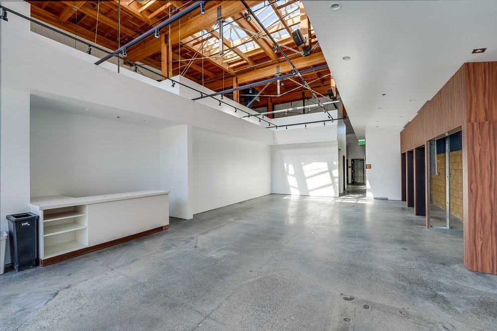 Virtual tour photo 21 of 46 for 3930 Fifth Ave