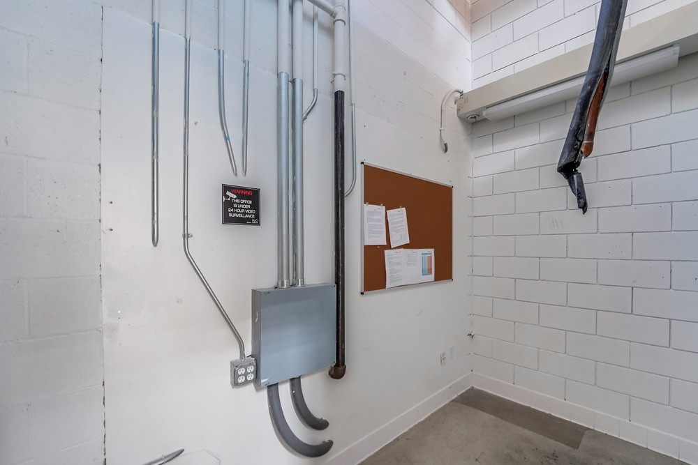 Virtual tour photo 26 of 46 for 3930 Fifth Ave