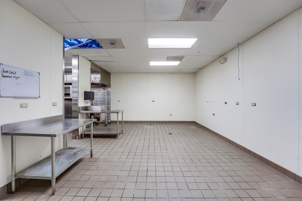 Virtual tour photo 29 of 46 for 3930 Fifth Ave