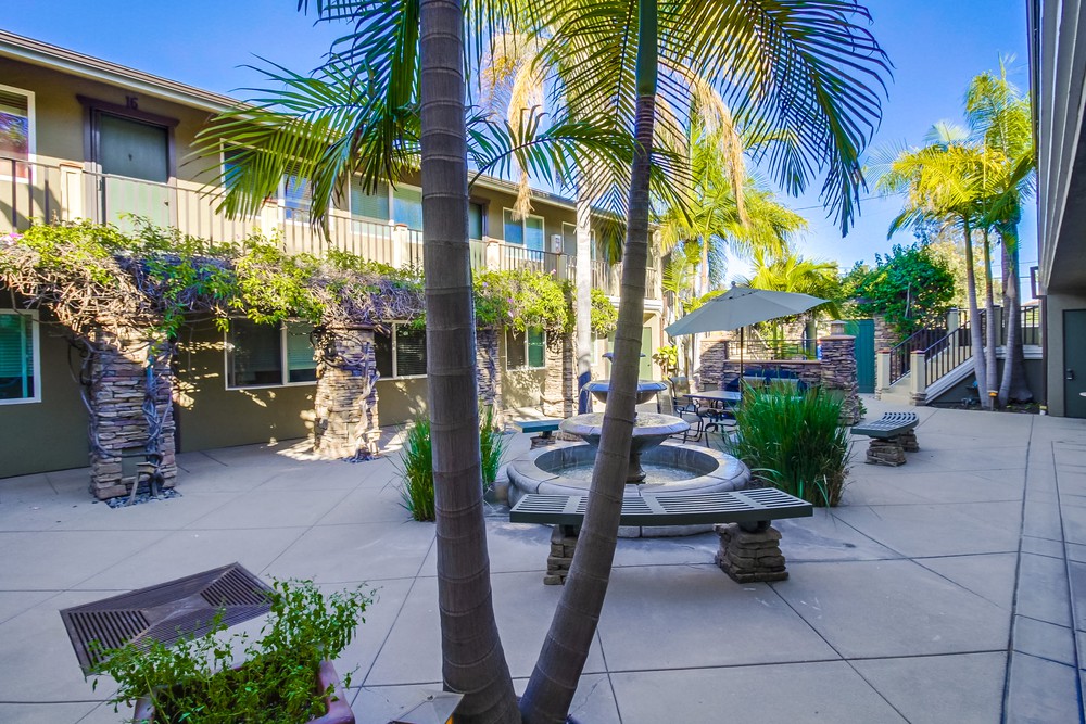 Virtual tour photo 9 of 29 for 3932 9th Ave