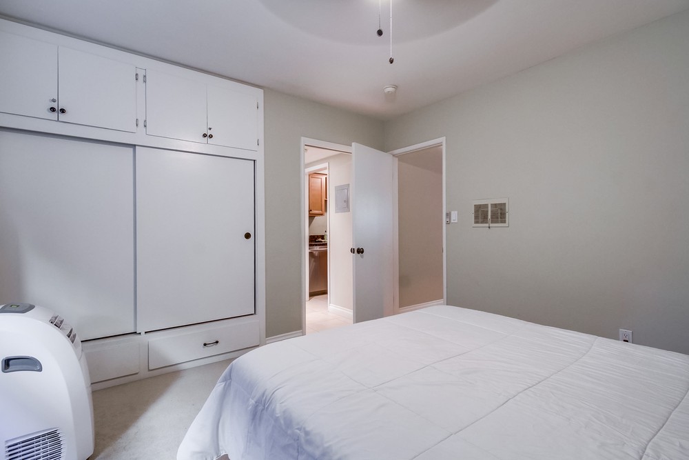 Virtual tour photo 27 of 29 for 3932 9th Ave