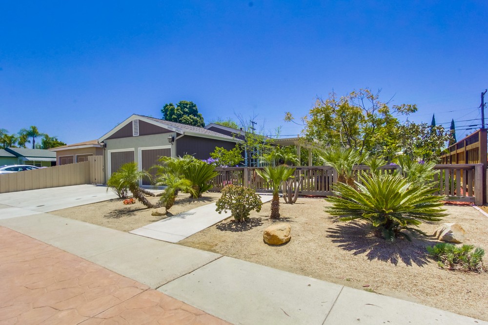 Virtual tour photo 1 of 29 for 3933 Clairemont Mesa Blvd