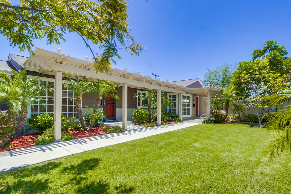 Virtual tour photo 7 of 29 for 3933 Clairemont Mesa Blvd