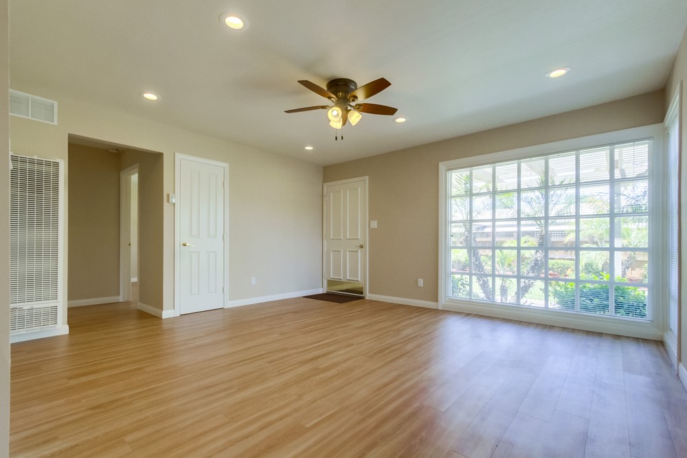 Virtual tour photo 13 of 29 for 3933 Clairemont Mesa Blvd