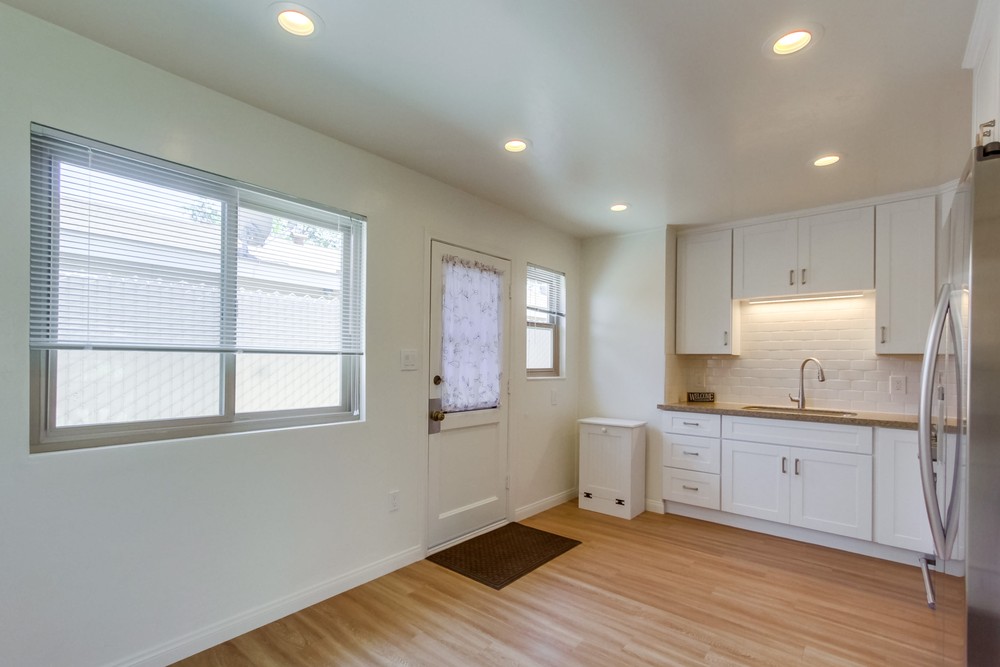 Virtual tour photo 14 of 29 for 3933 Clairemont Mesa Blvd