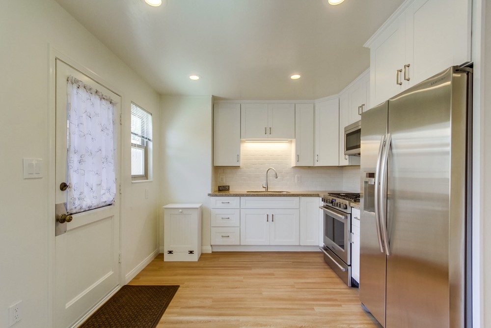 Virtual tour photo 16 of 29 for 3933 Clairemont Mesa Blvd