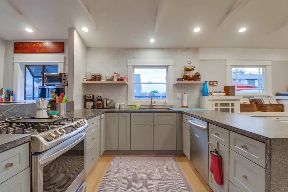 Virtual tour photo 31 of 80 for 3936 Brant St