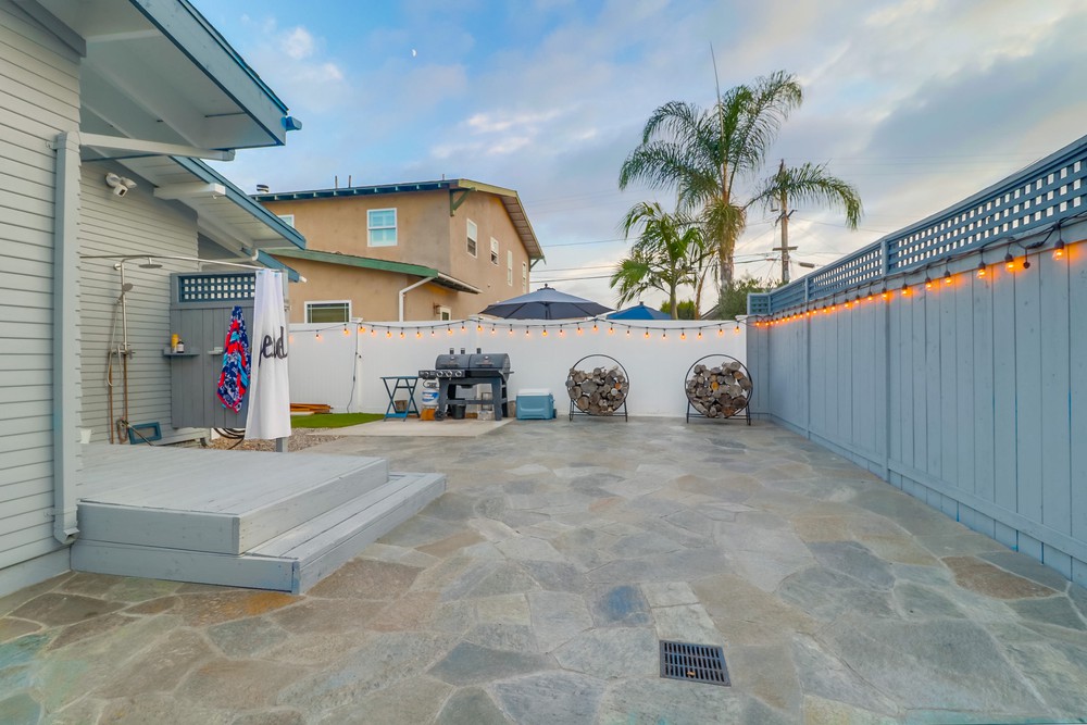 Virtual tour photo 78 of 80 for 3936 Brant St