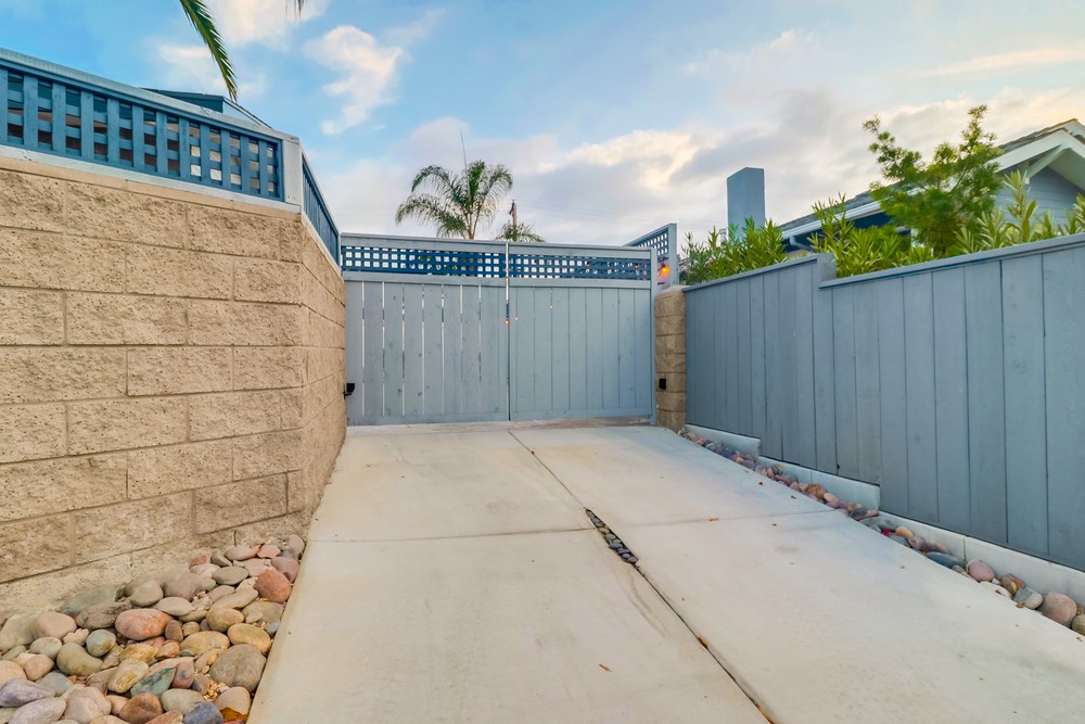 Virtual tour photo 80 of 80 for 3936 Brant St