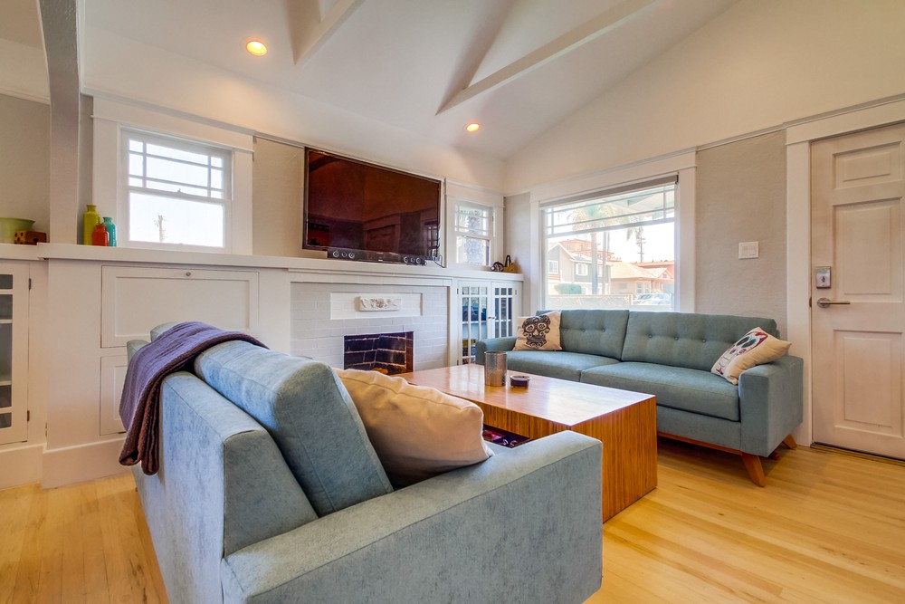 Virtual tour photo 10 of 39 for 3936 Brant St