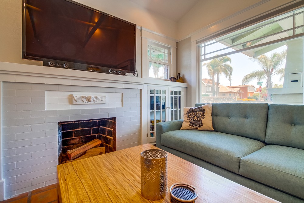 Virtual tour photo 12 of 39 for 3936 Brant St