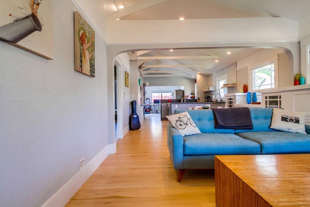 Virtual tour photo 13 of 39 for 3936 Brant St