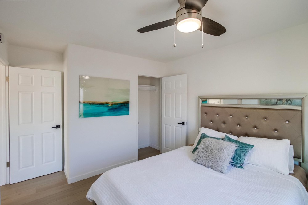 Virtual tour photo 16 of 102 for 3937 Marine Vw Ave #41