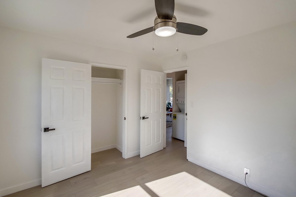 Virtual tour photo 20 of 102 for 3937 Marine Vw Ave #41
