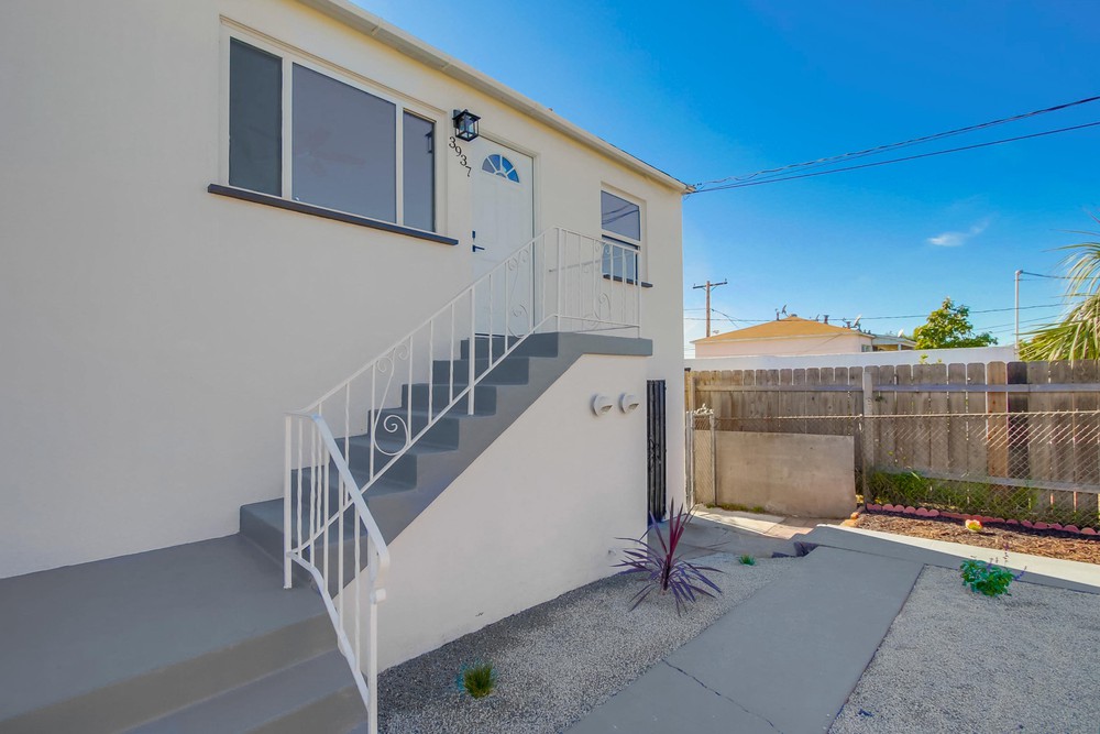 Virtual tour photo 45 of 102 for 3937 Marine Vw Ave #41