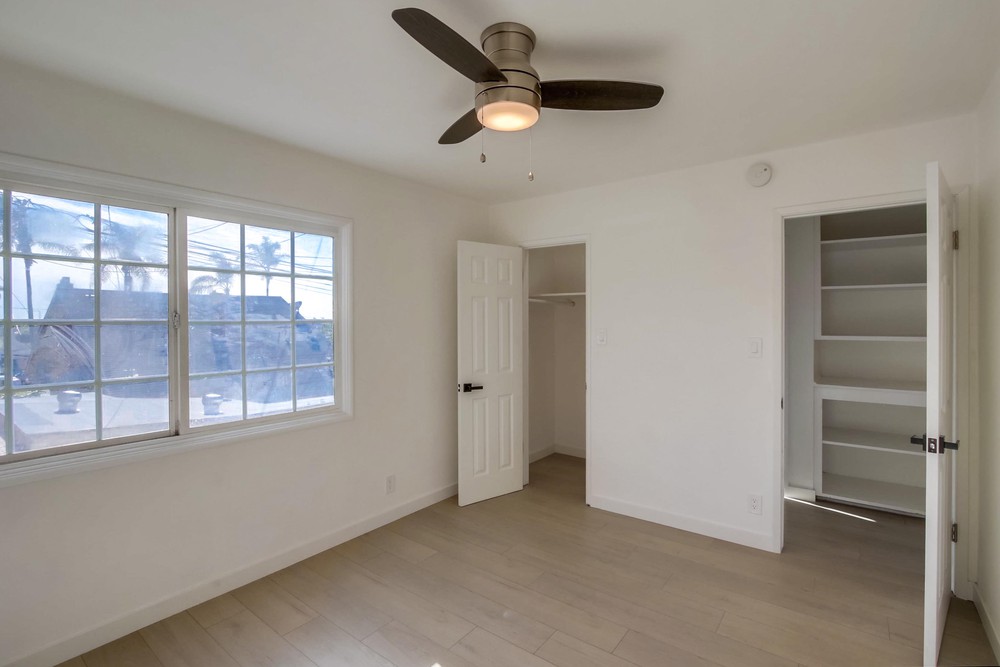 Virtual tour photo 57 of 102 for 3937 Marine Vw Ave #41