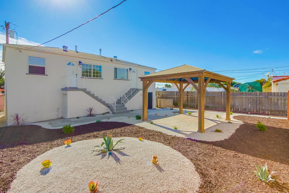 Virtual tour photo 62 of 102 for 3937 Marine Vw Ave #41
