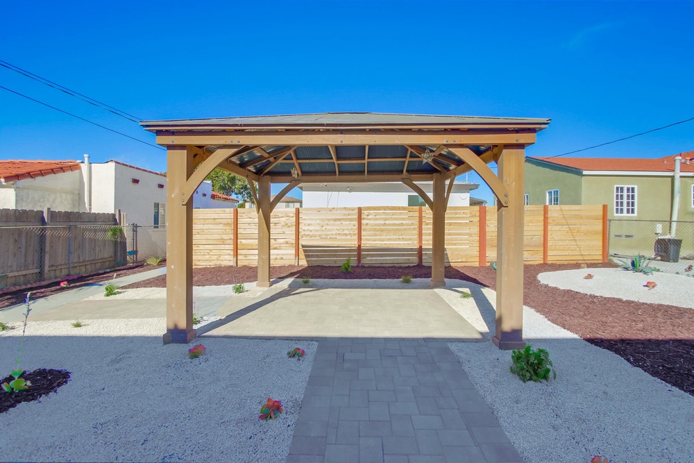 Virtual tour photo 64 of 102 for 3937 Marine Vw Ave #41