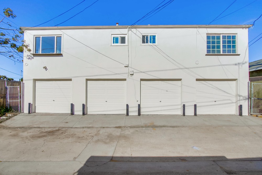Virtual tour photo 67 of 102 for 3937 Marine Vw Ave #41