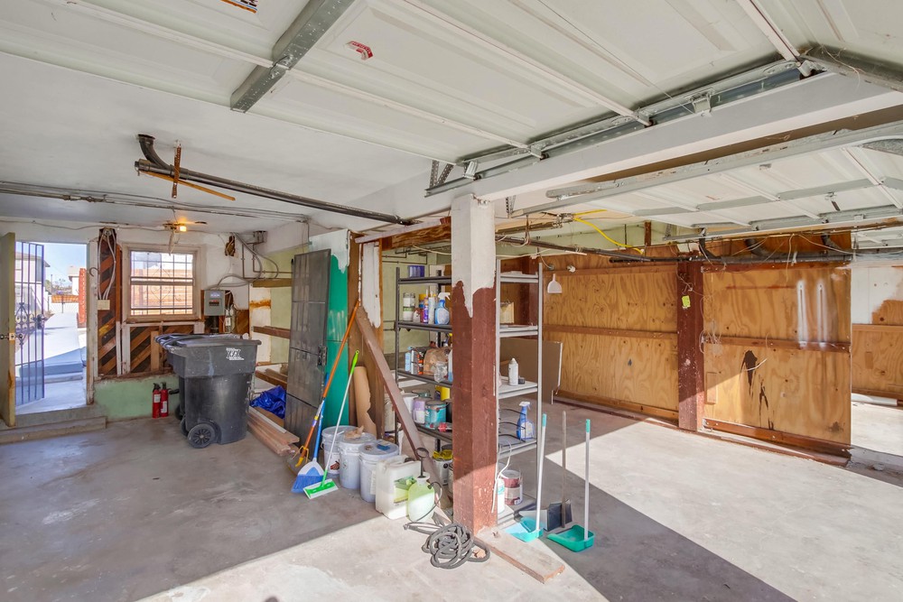 Virtual tour photo 71 of 102 for 3937 Marine Vw Ave #41