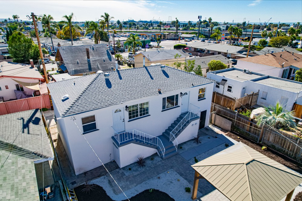 Virtual tour photo 5 of 32 for 3937 Marine Vw Ave #41