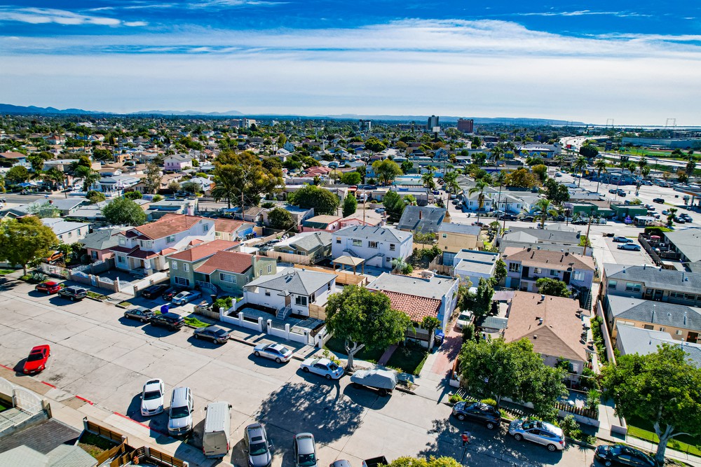 Virtual tour photo 9 of 32 for 3937 Marine Vw Ave #41